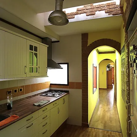 Гостевой дом Mahalo House Лас-Пальмас-де-Гран-Канария