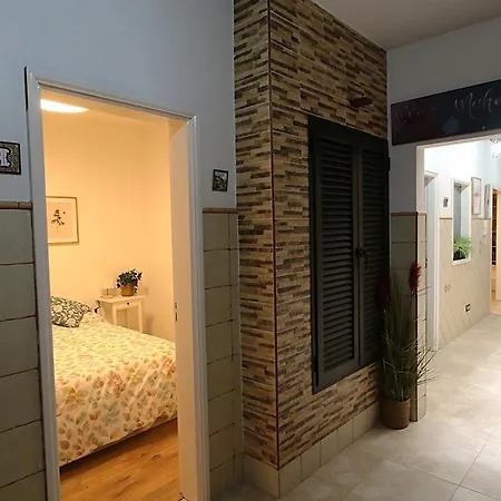 Гостевой дом Mahalo House