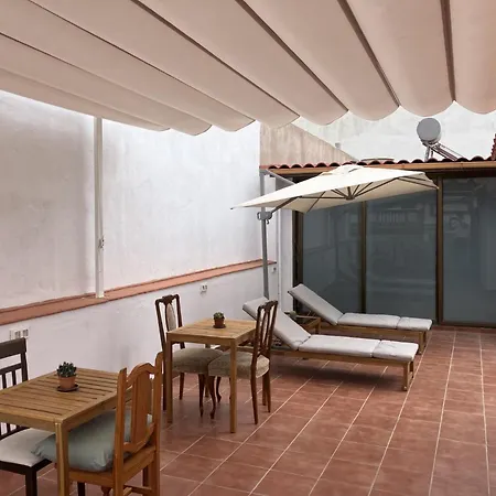 Mahalo House Гостевой дом Лас-Пальмас-де-Гран-Канария